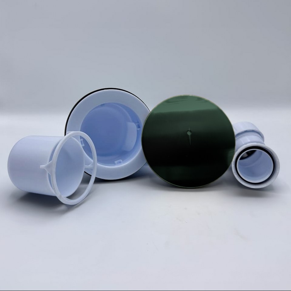 Omnitone shower waste in BS 4800 14 C 39 Holly Green